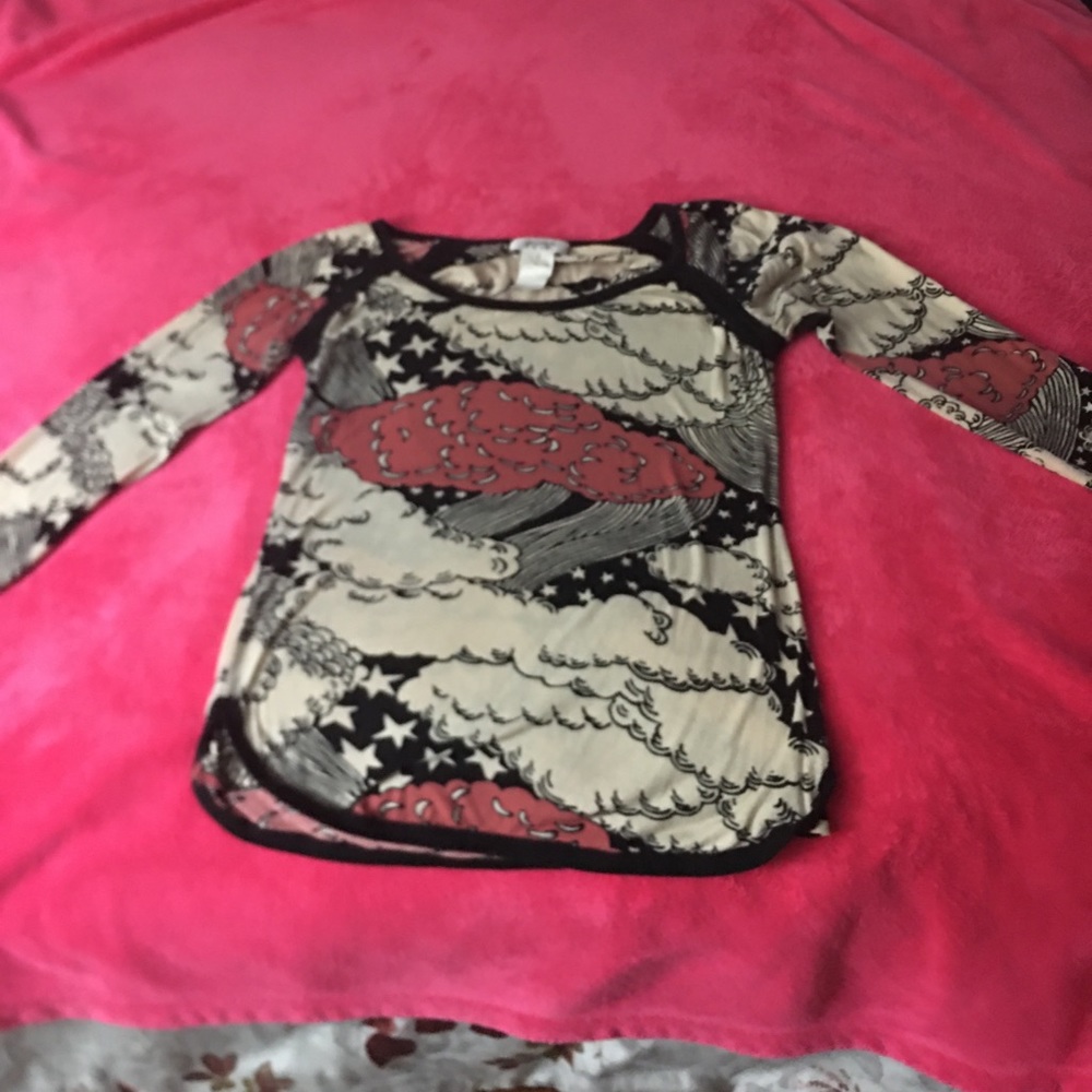 Long sleeve top